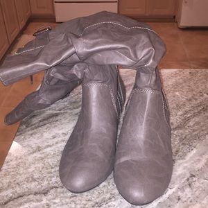 Gray slouch boots sz 9